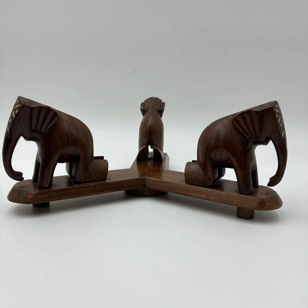 Early 20th Century Hand-Carved & Inlaid Anglo-Indian Bowl on Elephants Base